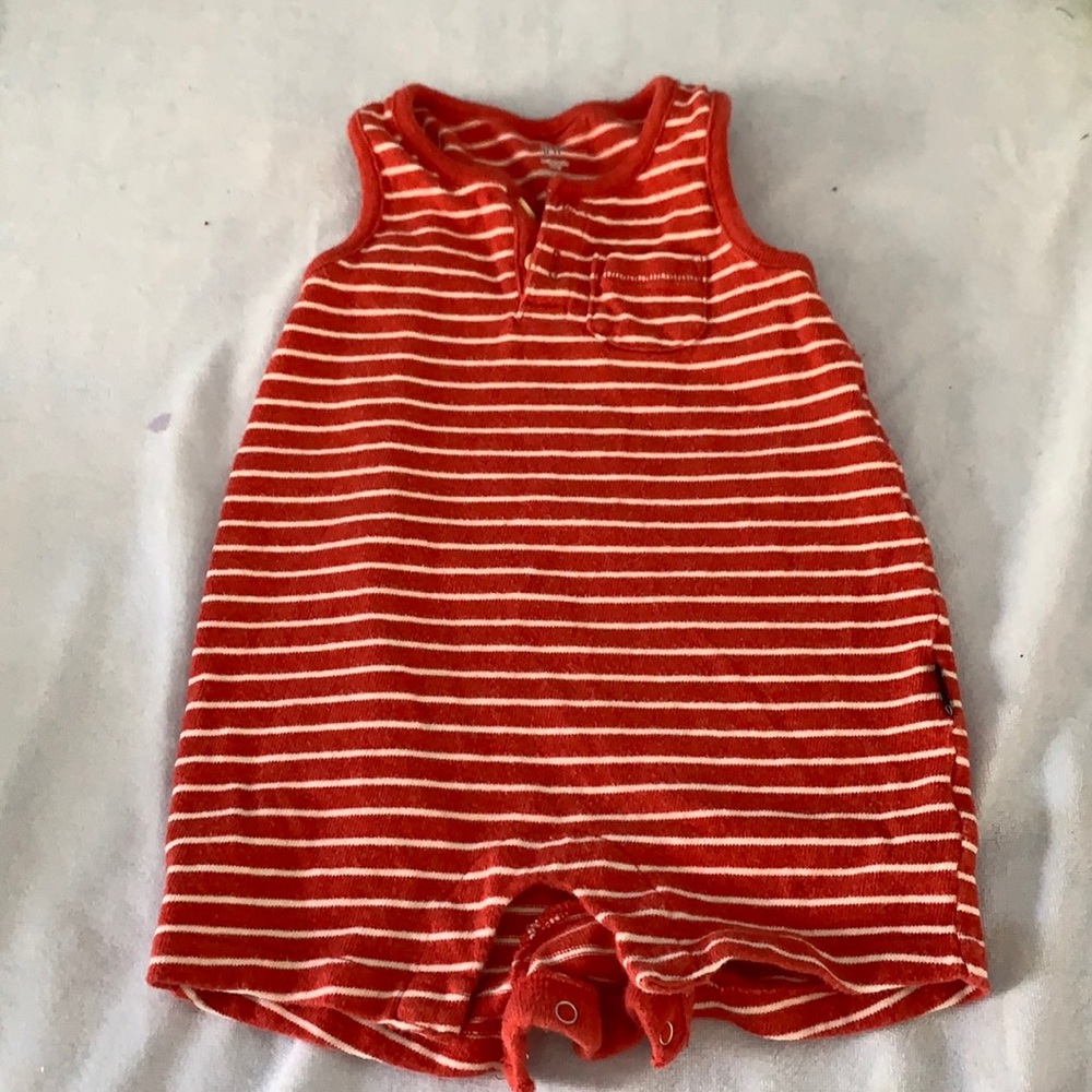 Sleeveless one piece